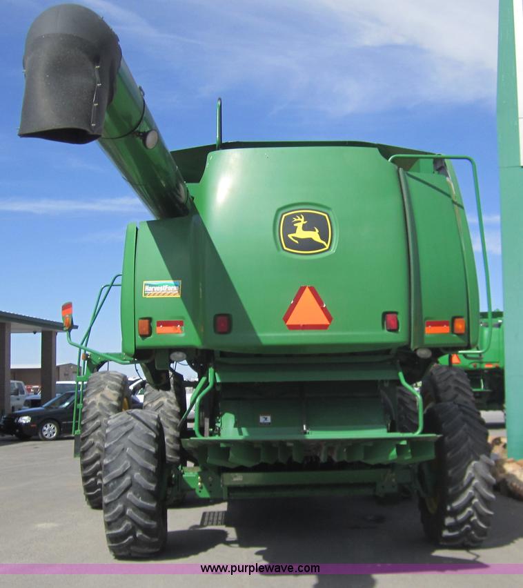 image for item 4229 2004 John Deere 9760 STS combine