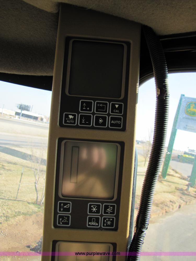 image for item 4229 2004 John Deere 9760 STS combine