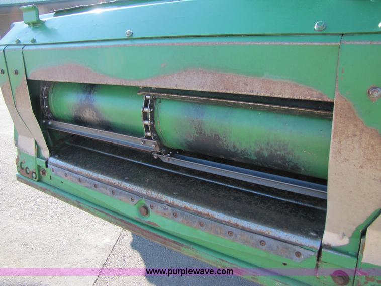 image for item 4229 2004 John Deere 9760 STS combine