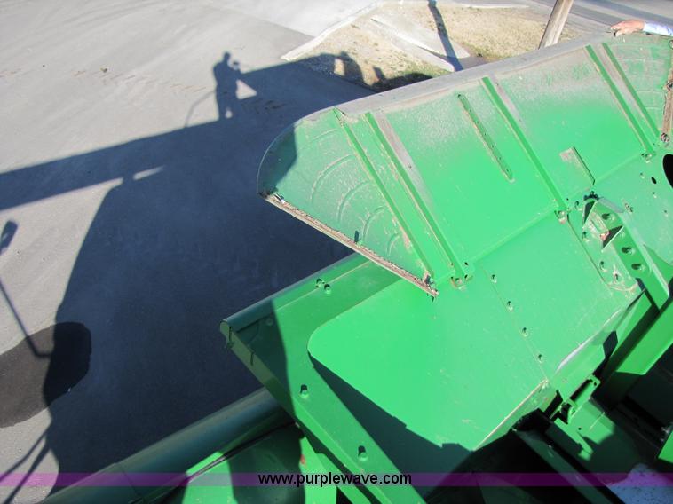 image for item 4229 2004 John Deere 9760 STS combine