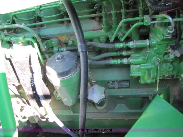 image for item 4229 2004 John Deere 9760 STS combine
