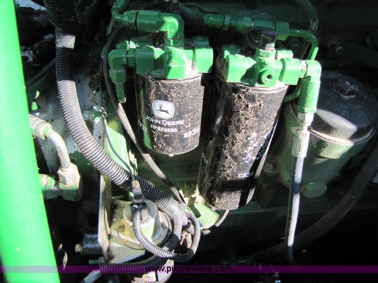 image for item 4229 2004 John Deere 9760 STS combine