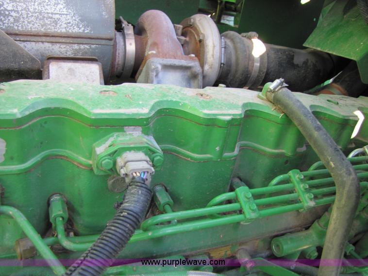 image for item 4229 2004 John Deere 9760 STS combine
