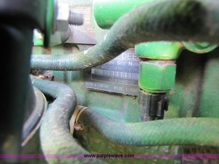 image for item 4229 2004 John Deere 9760 STS combine