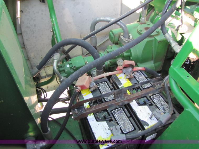 image for item 4229 2004 John Deere 9760 STS combine