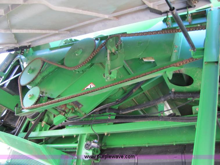 image for item 4229 2004 John Deere 9760 STS combine