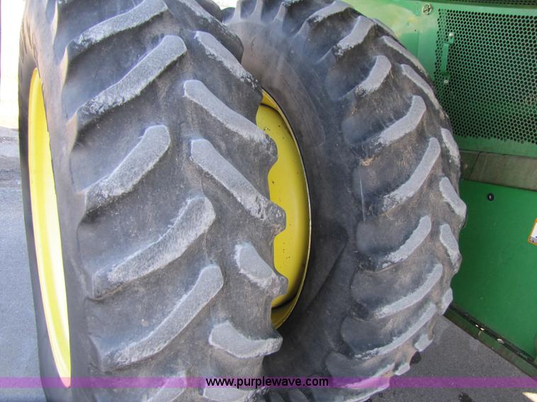 image for item 4229 2004 John Deere 9760 STS combine