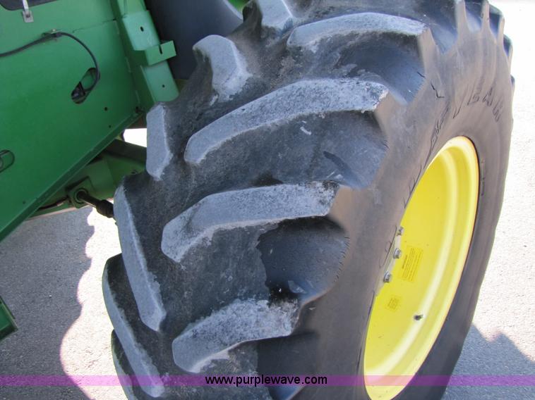 image for item 4229 2004 John Deere 9760 STS combine