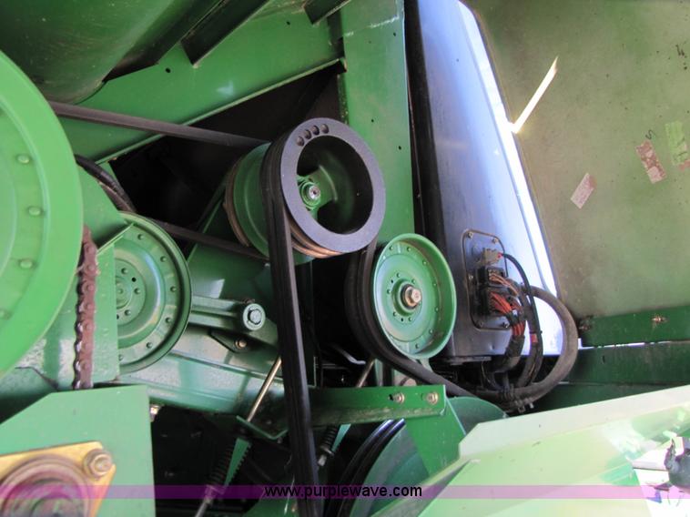 image for item 4229 2004 John Deere 9760 STS combine