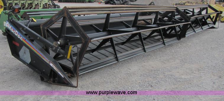 image for item 4247 2005 Mac Don 963 36' draper head