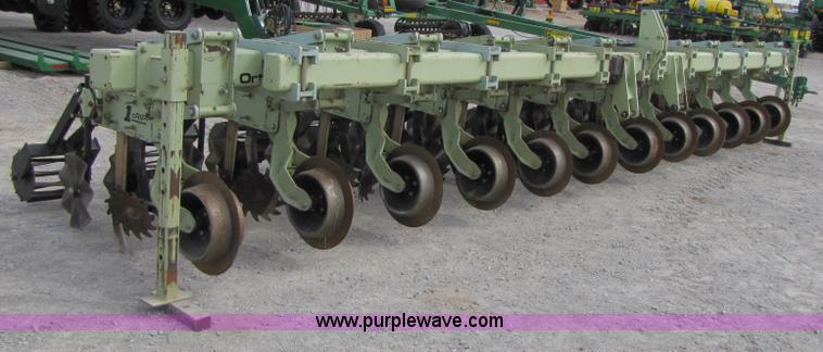 image for item 4249 Orthman 1tRIPr 12R30 strip till