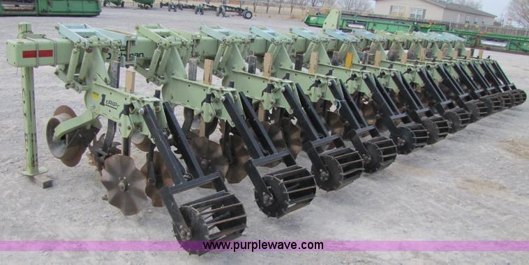 image for item 4249 Orthman 1tRIPr 12R30 strip till