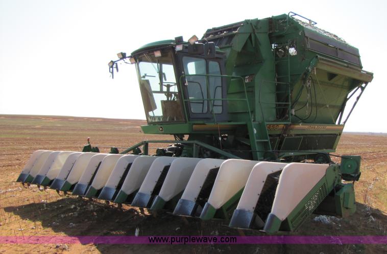 image for item 9513 1995 John Deere 7450 cotton stripper