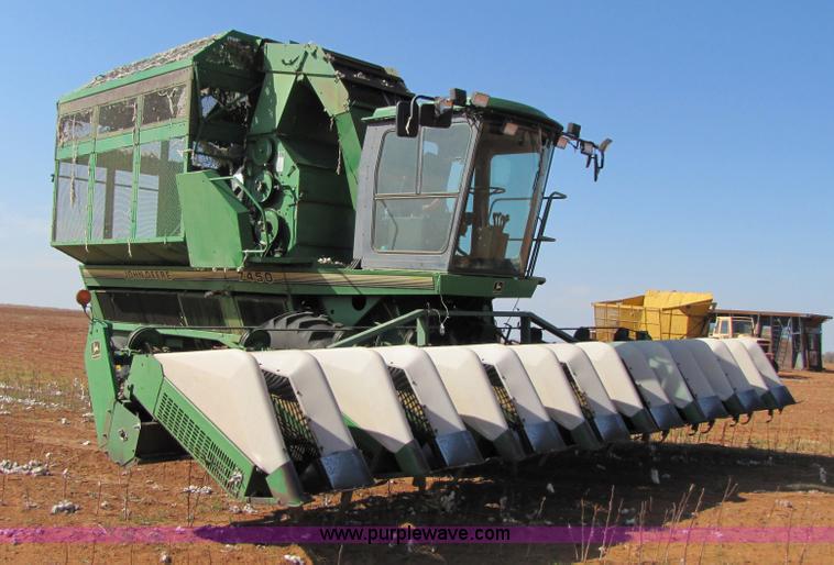 image for item 9513 1995 John Deere 7450 cotton stripper