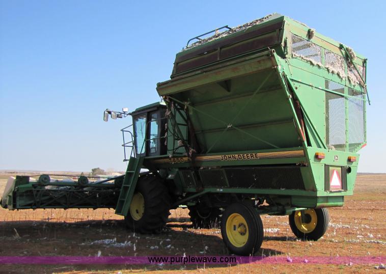 image for item 9513 1995 John Deere 7450 cotton stripper