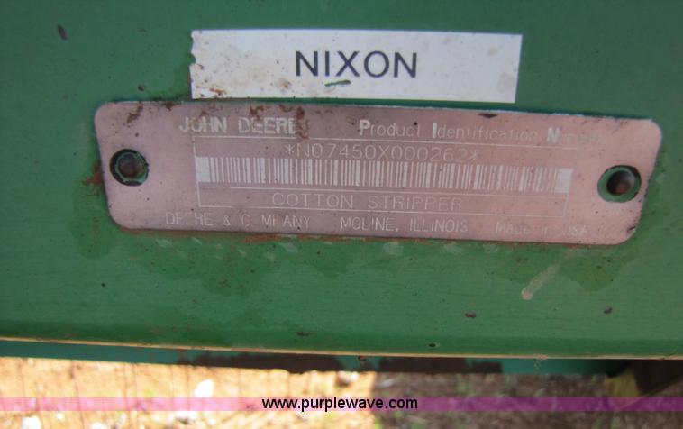 image for item 9513 1995 John Deere 7450 cotton stripper