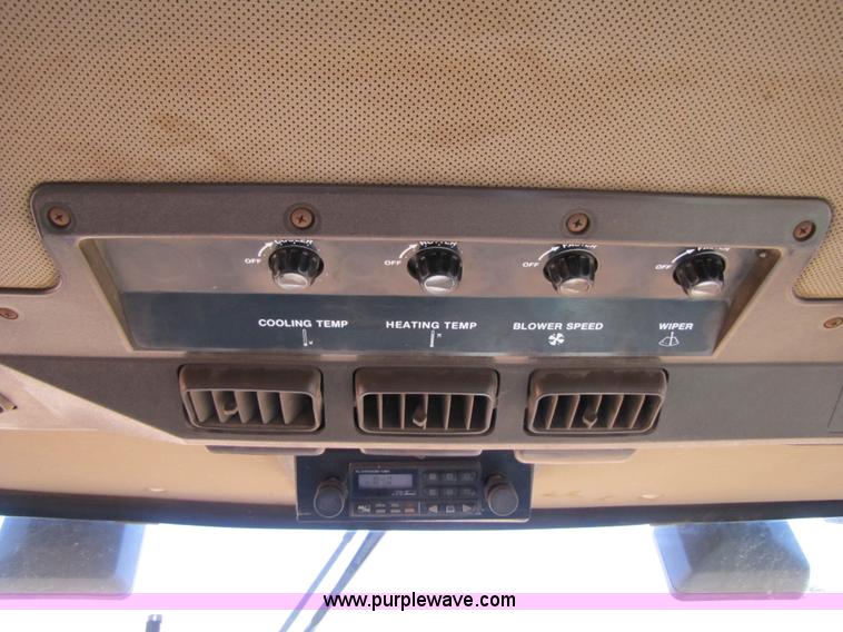 image for item 9513 1995 John Deere 7450 cotton stripper