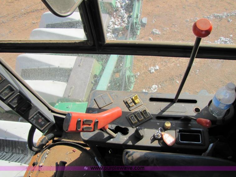 image for item 9513 1995 John Deere 7450 cotton stripper