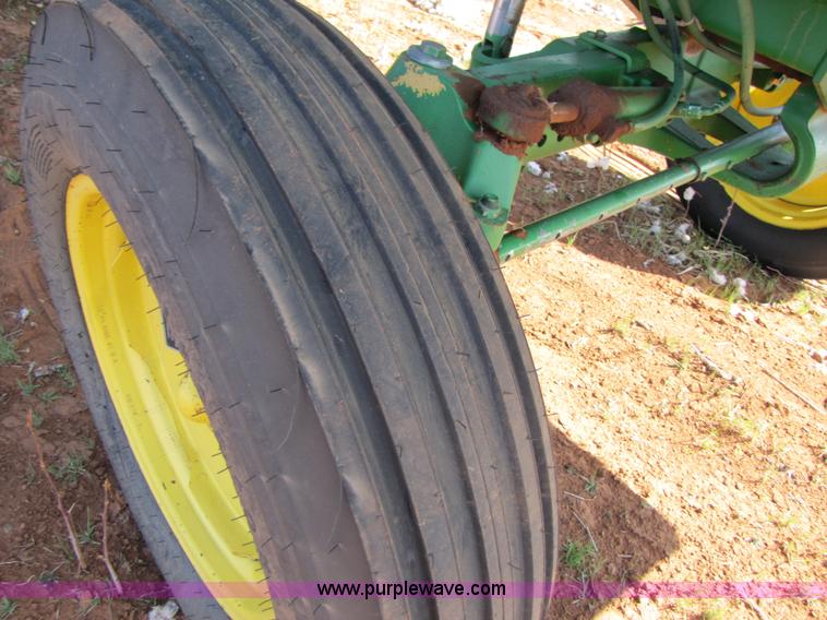 image for item 9513 1995 John Deere 7450 cotton stripper