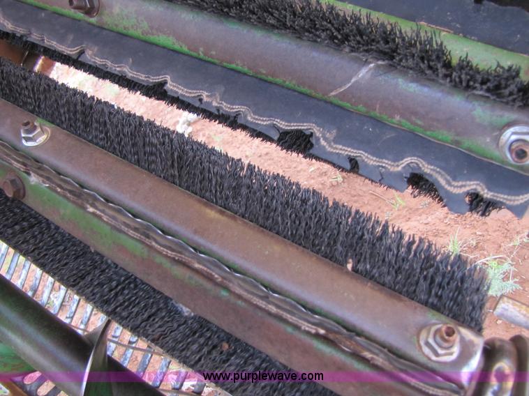 image for item 9513 1995 John Deere 7450 cotton stripper