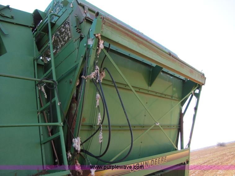 image for item 9513 1995 John Deere 7450 cotton stripper