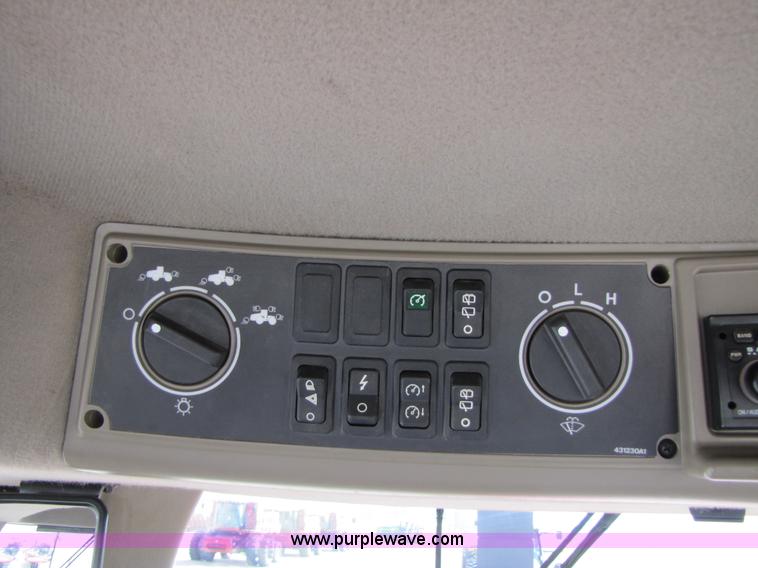 image for item 9514 2004 Case IH STX325 articulated 4WD tractor