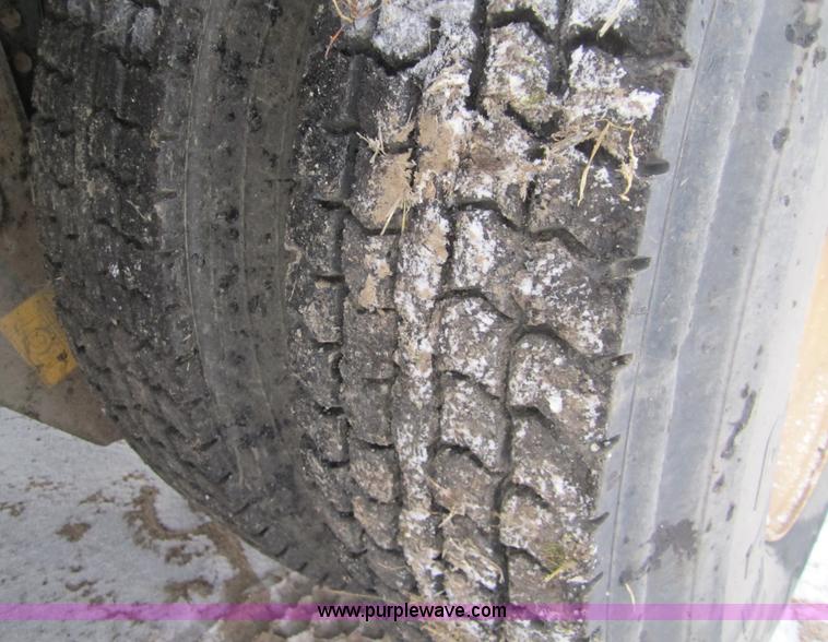 image for item 2982 1995 Chevrolet Kodiak refuse truck