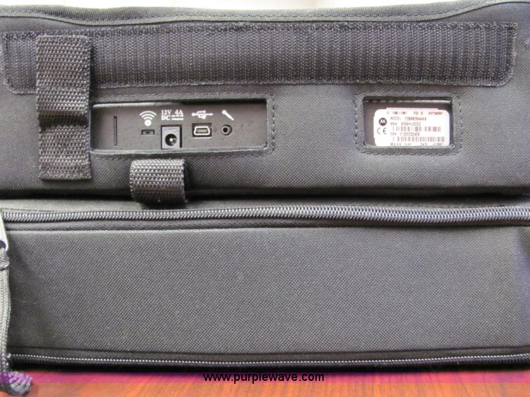 image for item 3038 (5) Motorola M800 bag phones