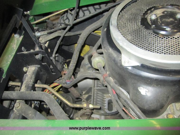 image for item 3064 John Deere F525 front deck mower