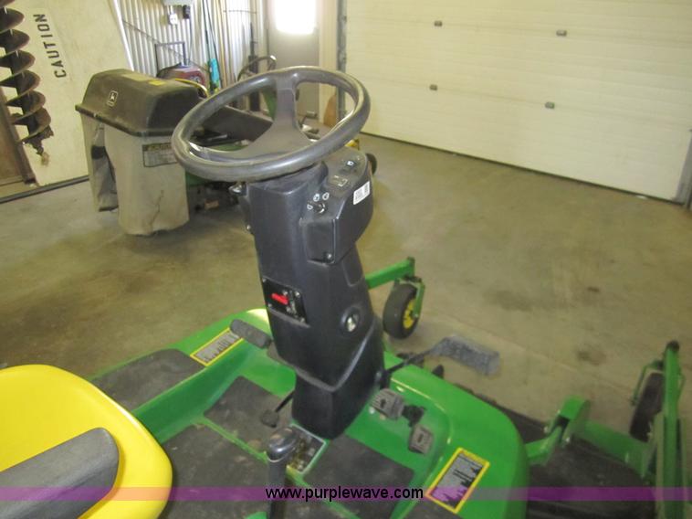 image for item 3065 2004 John Deere 1420 series II front deck mower