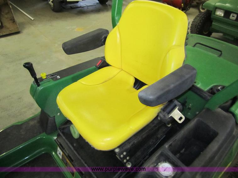 image for item 3065 2004 John Deere 1420 series II front deck mower