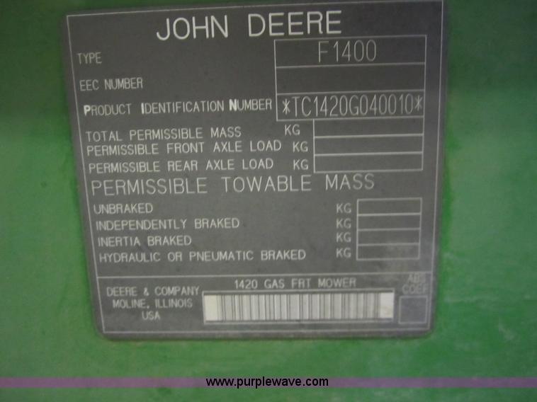 image for item 3065 2004 John Deere 1420 series II front deck mower