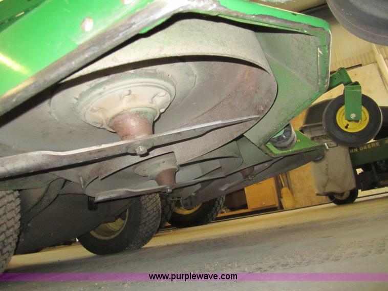 image for item 3065 2004 John Deere 1420 series II front deck mower