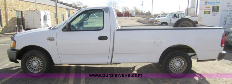 image for item 3207 1997 Ford F150 pickup truck