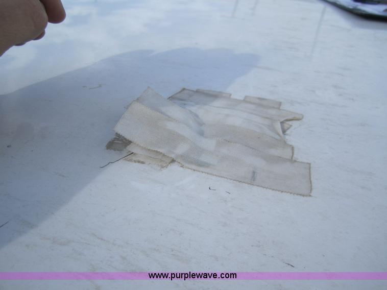 image for item 3208 2004 Ford Crown Victoria Police Interceptor