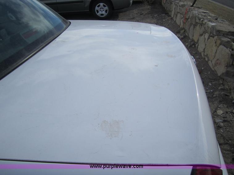 image for item 3208 2004 Ford Crown Victoria Police Interceptor