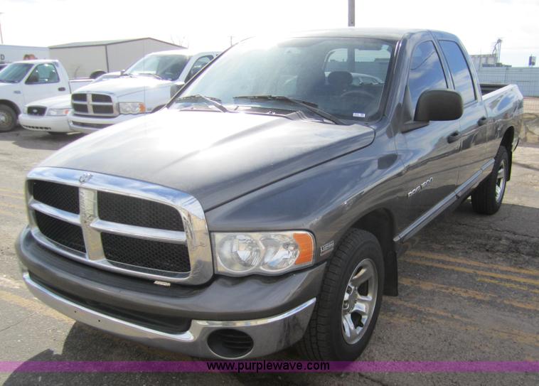 image for item 3210 2004 Dodge Ram 1500 Quad Cab pickup truck