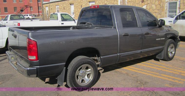image for item 3210 2004 Dodge Ram 1500 Quad Cab pickup truck