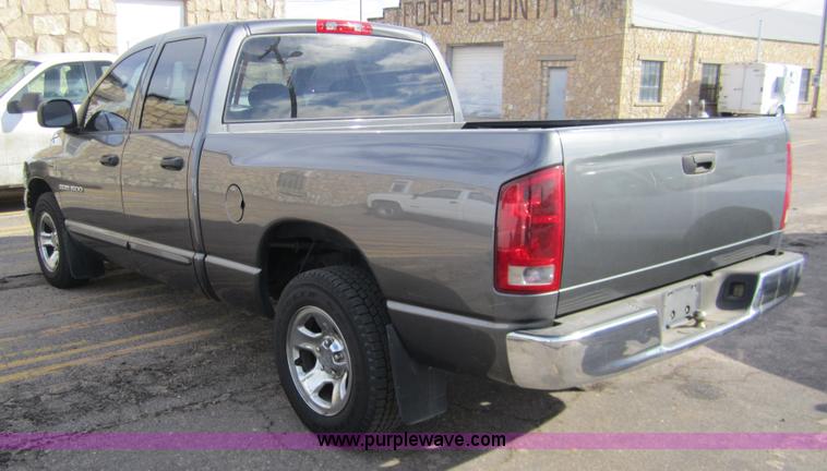 image for item 3210 2004 Dodge Ram 1500 Quad Cab pickup truck