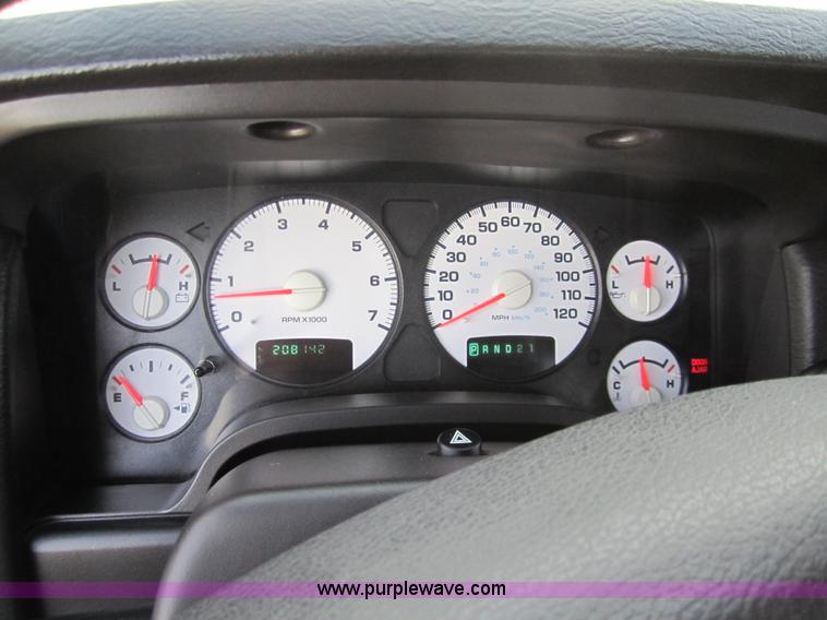 image for item 3210 2004 Dodge Ram 1500 Quad Cab pickup truck