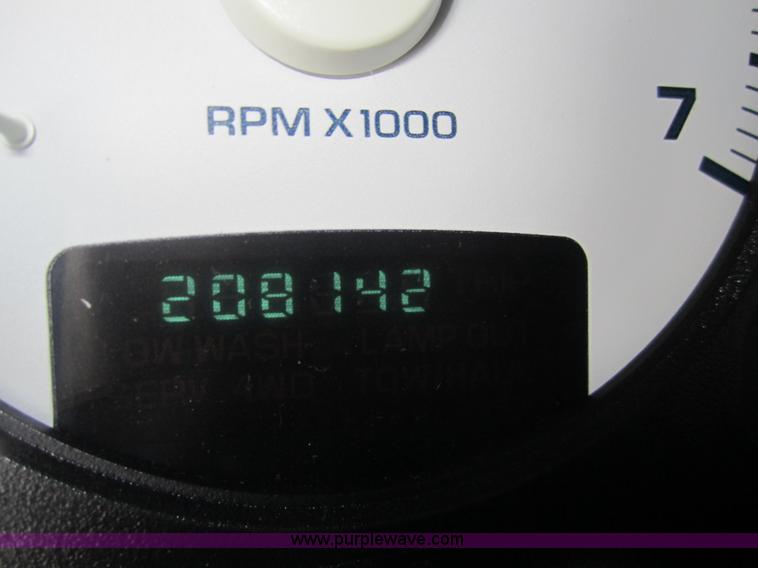 image for item 3210 2004 Dodge Ram 1500 Quad Cab pickup truck