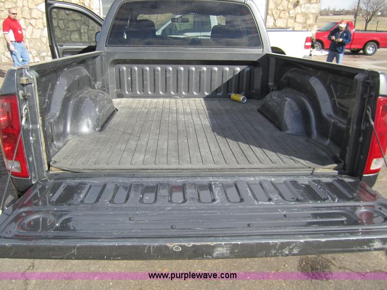 image for item 3210 2004 Dodge Ram 1500 Quad Cab pickup truck