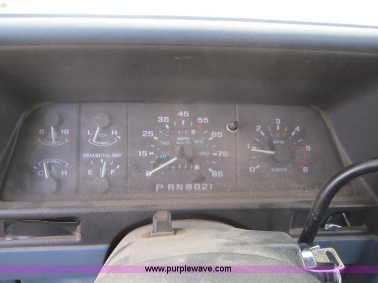 image for item 3213 1993 Ford Ranger XL Supercab pickup truck