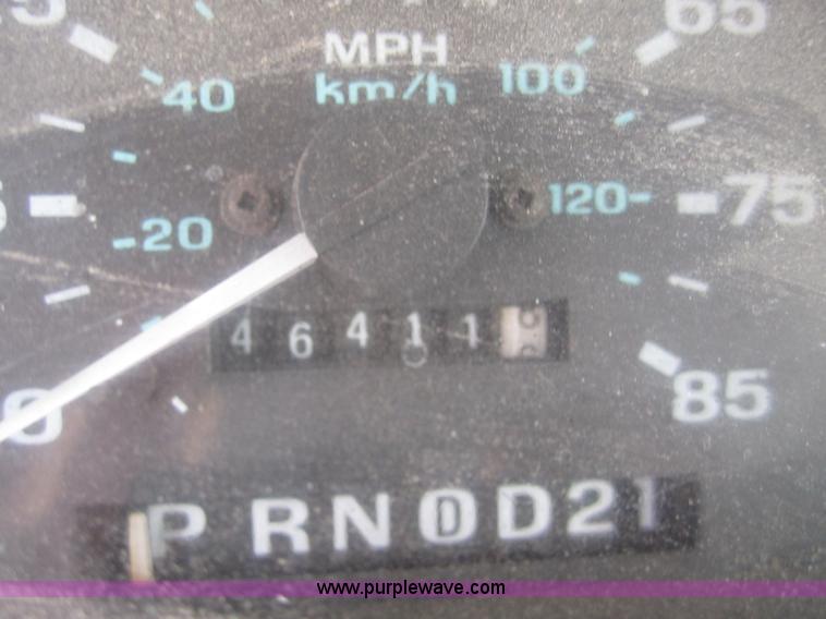 image for item 3213 1993 Ford Ranger XL Supercab pickup truck