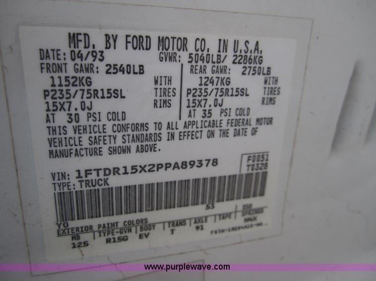 image for item 3213 1993 Ford Ranger XL Supercab pickup truck