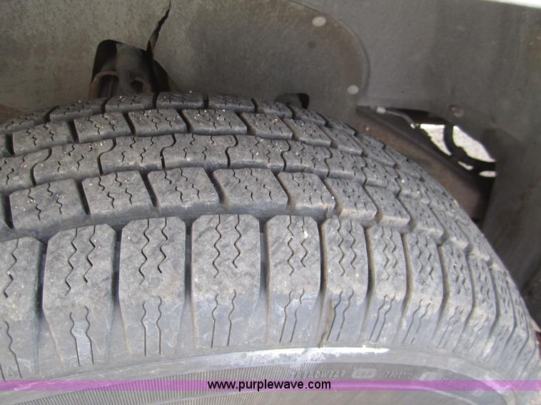 image for item 3214 1999 Chevrolet Tahoe K1500 LS SUV