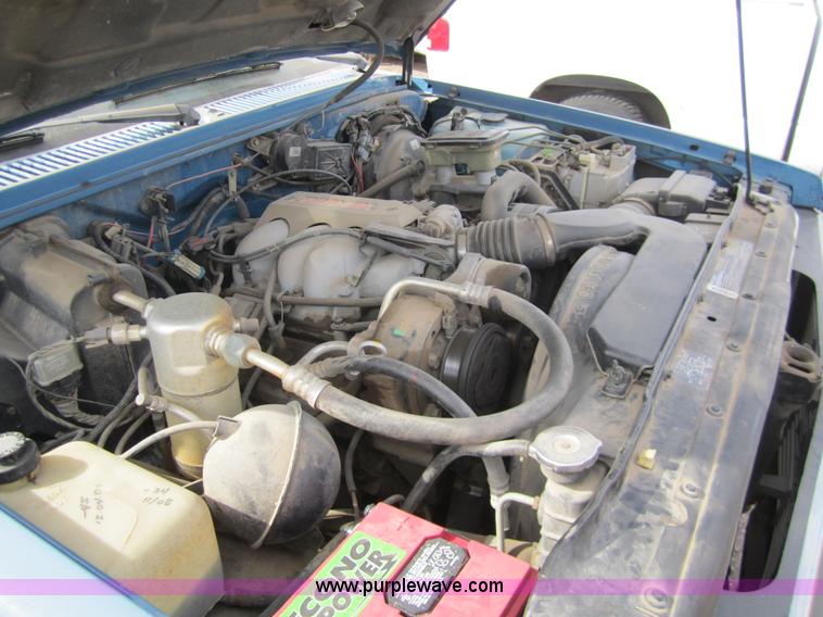 image for item 3215 1993 GMC S15 Jimmy SLE SUV