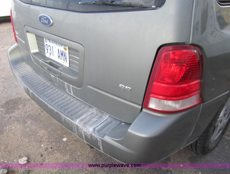 image for item 3217 2006 Ford Freestar SE mini van