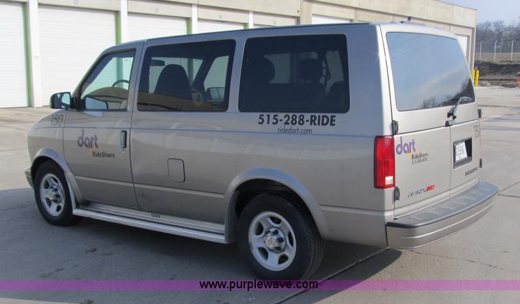 image for item 4034 2005 Chevrolet Astro van