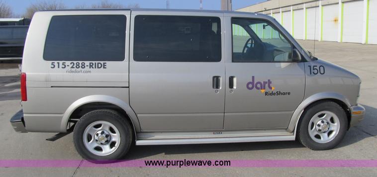 image for item 4034 2005 Chevrolet Astro van